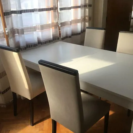 Apartment Stylish Spacious Flat Sofia